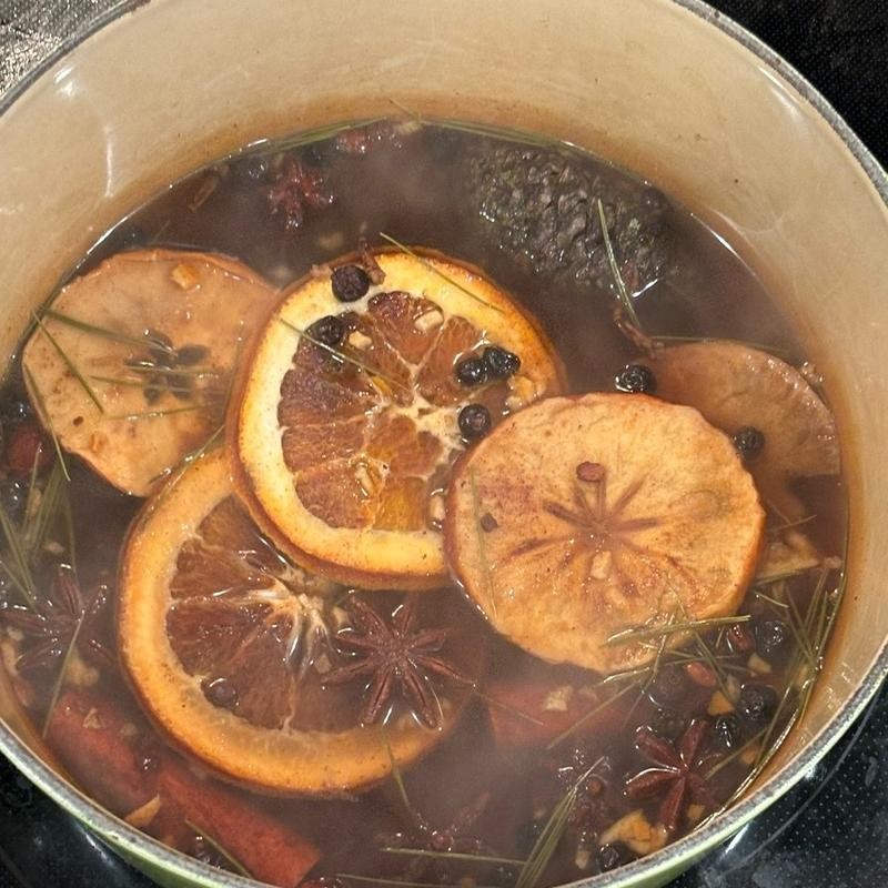 Yule Simmer pot mix - Color: Medium 3.6 x 4.8