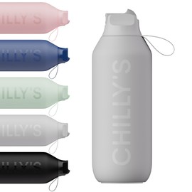 Chilly's Series 2 Flip Bottle, Thermos Flask with Sports Cap, Telescopic Straw and Nylon Carry Strap, Stainless Steel Bottle with Easy Flip Opening and Straw Brush, 500 ml, Granite Grey