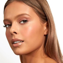 nude envie Velvety Soft Shimmery Rose Shade Eye Shadow Certified Vegan Cruelty-Free - Highly Pigmented Silky-Smooth Long-Lasting Eyeshadows (desire)