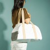 Cat Carrier Bag Large Space Breathable Comfortable Fashionable Portable for