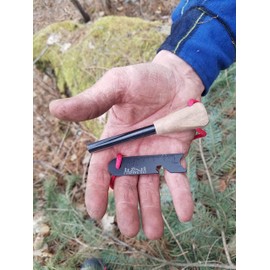 Coopers Bay Outdoors Ferro Rod Fire Starter and Tinder Kit - Large 3/8" Premium Grade for Huge Showers of Hot Sparks - Includes Jumbo Fire Starting Jute Rope Tinder - A Must-Have for Your Backpack