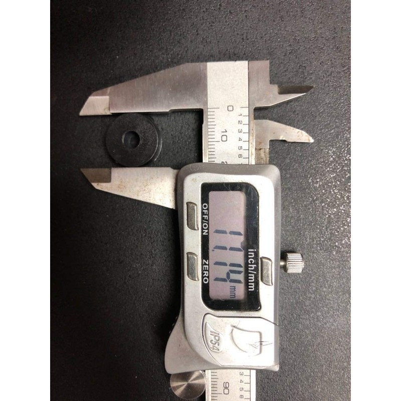 100x Pack Plastic Fold Over Hinged Screw Head Cap Snap