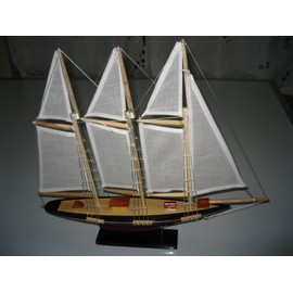 Atlantic Hand Made Wooden Model Sailing Ship 14" White Sail Require Minor Assembly