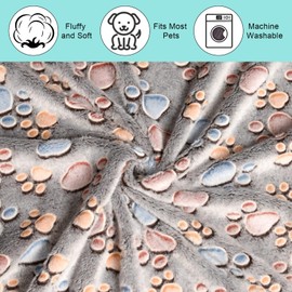 BLAZDEVE 3 Pack Pet Dog Blankets, Soft Fuzzy Flannel Pet Blankets, Washable Soft Warm Pet Blankets for Pets, Paw Print Puppy Fluffy Flannel Blanket for Couch Bed Car (M 76 * 52cm)