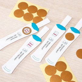 Kinaxixi Funny Baby Shower Scractch Off Cards for Party Games Creative Pregnancy Test Reveal Cards for Family Celebration Activities Scractch Off Gender Reavel Cards for Gift (40pcs) (blue)