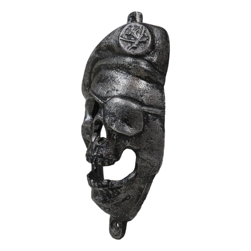 Silver Bone Chilling Pirate Buccaneer Skull Skeleton Wall Beer Bottle