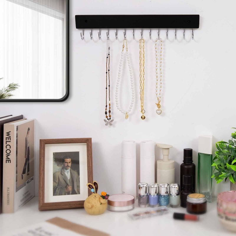 SCUNDA Wall Mounted Necklace Holder, Classic Style Necklace Holder, Tangle-Free