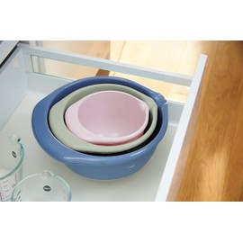 Emsa Prep&Bake 3-Piece Plastic Mixing Bowl Set, 1.4 + 2.8 + 4.7 Litres, Non-Slip Base, Stackable, Pink, Green, Blue, K324S334