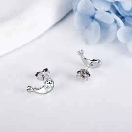 DAYLINLOVE Seal Earrings 925 Sterling Silver Stud Earrings with Seal Heart and Cubic Zirconia Ocean Jewellery Gifts for Women Gifts for Seal Lovers, Sterling Silver, No Gemstone