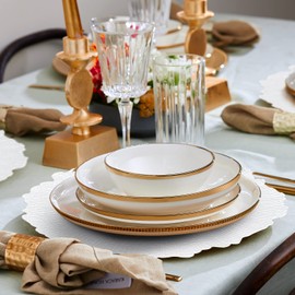 MAONAME 13" White Charger Plates Set of 8, Round Reef Chargers for Dinner Plates, Plastic Plate Chargers for Table Setting, Wedding Decor