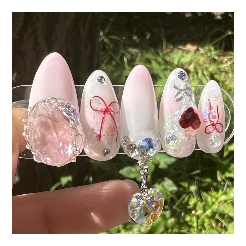 ❤️Guaranteed real product❤️Shiny red heart handmade nail tip - water