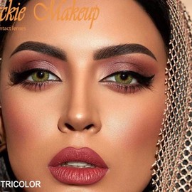 Makeup tools with easy application:_Green tricolor