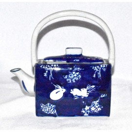 New Cobalt Blue & White Bunny Rabbit & Flowers Design Decorative Porcelain Tea Pot & Lid