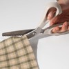 KEARING 9" Lightweight Pinking Shears - 5mm Plastic Handle Zigzag