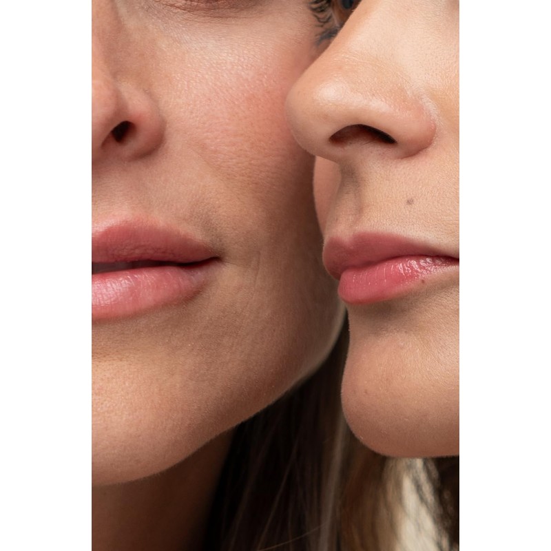 AVOROOTS PACK CON 2 BÁLSAMOS LABIALES. NEUTRO Y CON COLOR.