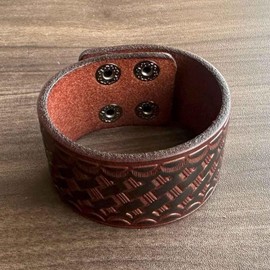 Mgutillart Punk Rock Metal Buckle Wristband Print Geometric Pattern Leather Cuff Bracelet(Dark Brown)