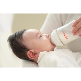 Set De 6 Biberones 2 (5oz) 2 (8oz) 2 (11oz) Pigeon Softouch Blanco Transparente