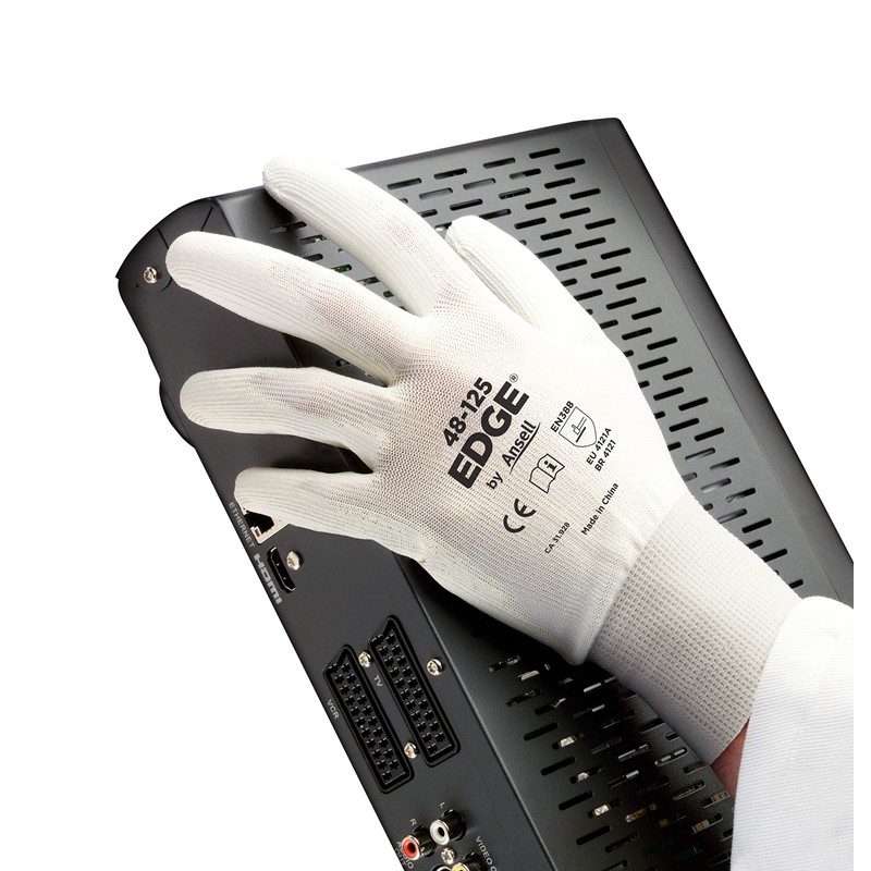 Runner,, 8 (M), White