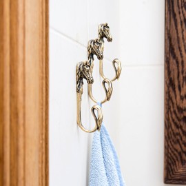 Horse Brass Wall Hook – Handmade Decorative Hook for Coats, Towels, Bags, and Hats – Elegant Equestrian-Inspired Home Décor