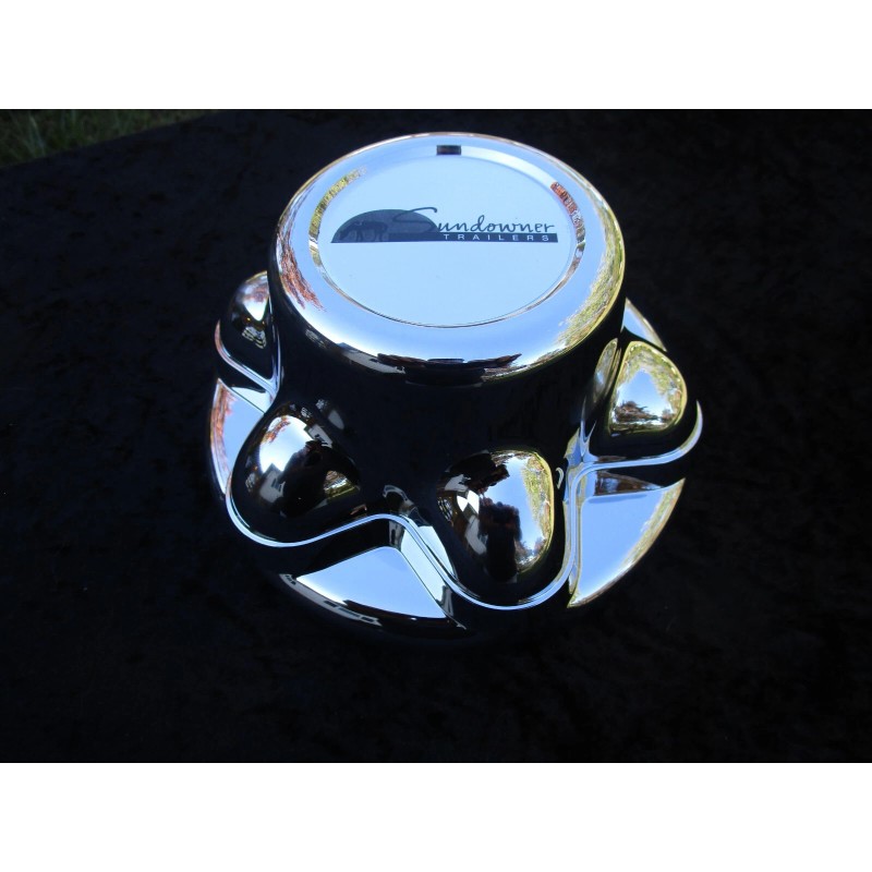 Sundowner 6 Lug with 5.5" Bolt Circle Trailer Chrome Center