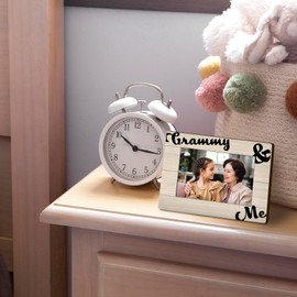 DUXMNAMG Grammy and Me 4x6 Picture Frame, Grammy Gifts for Grandma, Grandkids Photo Frame, Gifts for Grammys Mothers Day from Grandkids, Grandma Gift Picture Photo Frames for Desk Decor