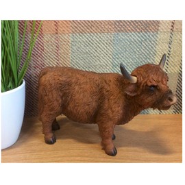 Lesser & Pavey Highland Cow Ornaments For Gift | Lovely Highland Cow Gifts For Home and Office Decoration | From The Leonardo Collection Animal Ornaments Range -LP72462