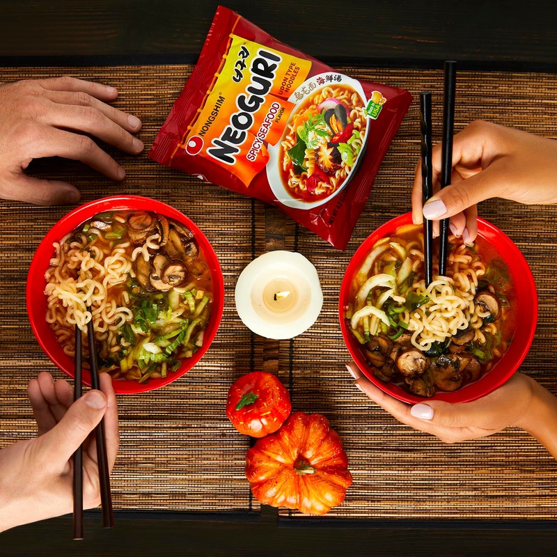 Nongshim Neoguri Spicy Seafood with Udon-Style Noodle, 4.2 Ounce (Pack