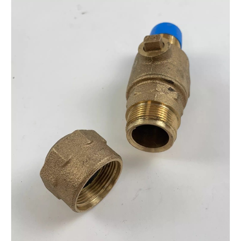 Ford Meter Box 3/4" Joint Brass Ball Corp Valve FB1100-3-Q-NL