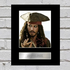 Johnny Depp Signed Mounted Photo Display Captain Jack Sparrow