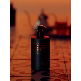 Dark Tea Hand & Body Lotion 300ml / 다크티 핸드&바디 로션 300ml