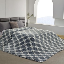 KORBLISS Oversized Blanket 120x120 Inches, Giant Huge Blanket 10'x10' Blanket for Bed, Sofa,Travel and Camping, Extra Large Big Soft Blanket Fits The Whole Family and Outdoor, Dary Grey - Diamond