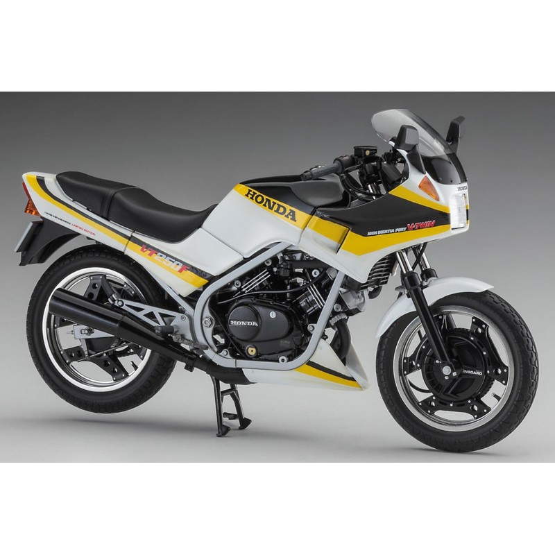 Hasegawa 1/12 Honda VT250F (MC08) 1985 Limited Edition Plastic Model