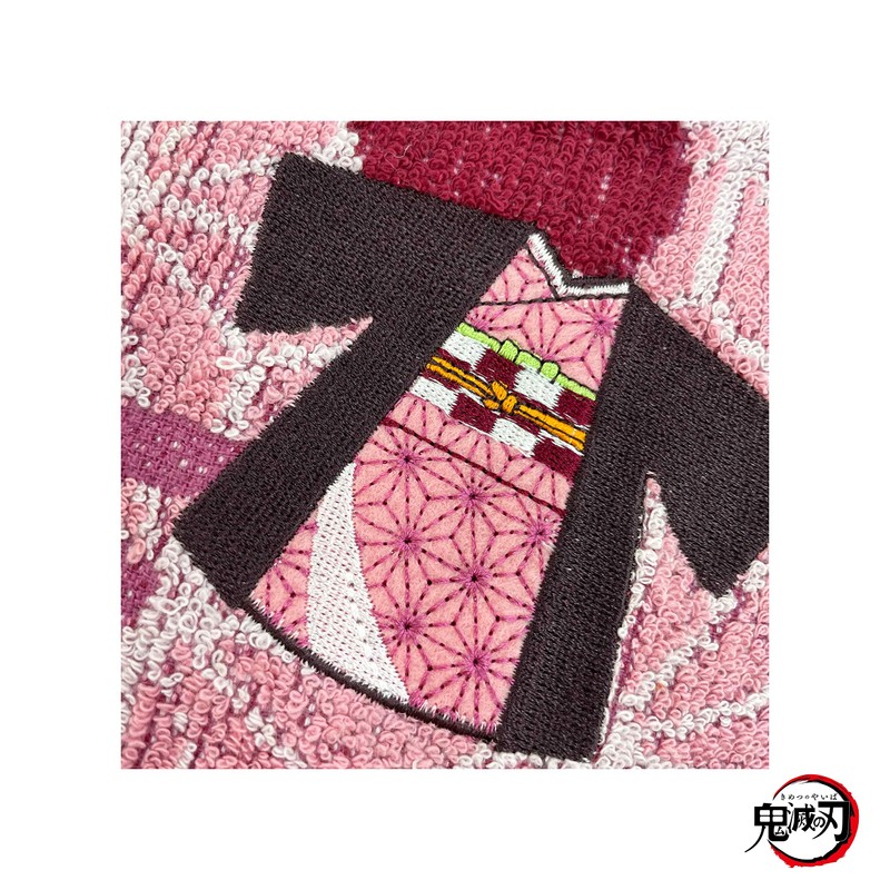BANDAI 4355001700 Nezuko Kamado Mini Towel, Devil Blade