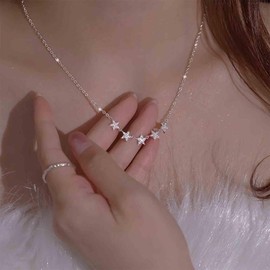 Aneneiceera Boho Crystal Star Pendant Necklace Silver Star Choker Necklace Vintage Star Necklace Rhinestone Star Collar Necklace Jewelry For Women (Single Star), Zinc