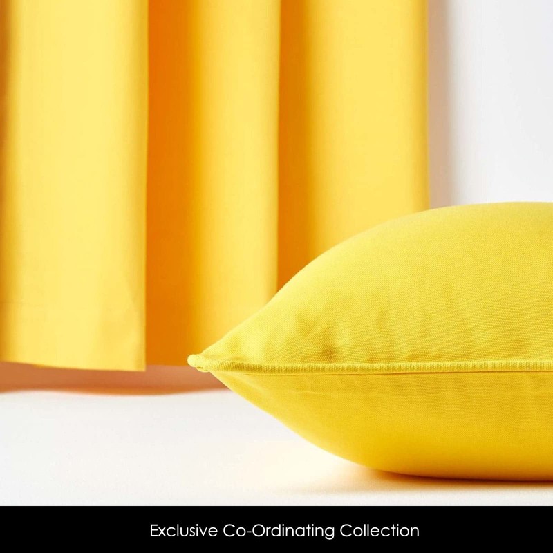 HOMESCAPES - 100% Cotton Plain Yellow Cushion Cover - 30