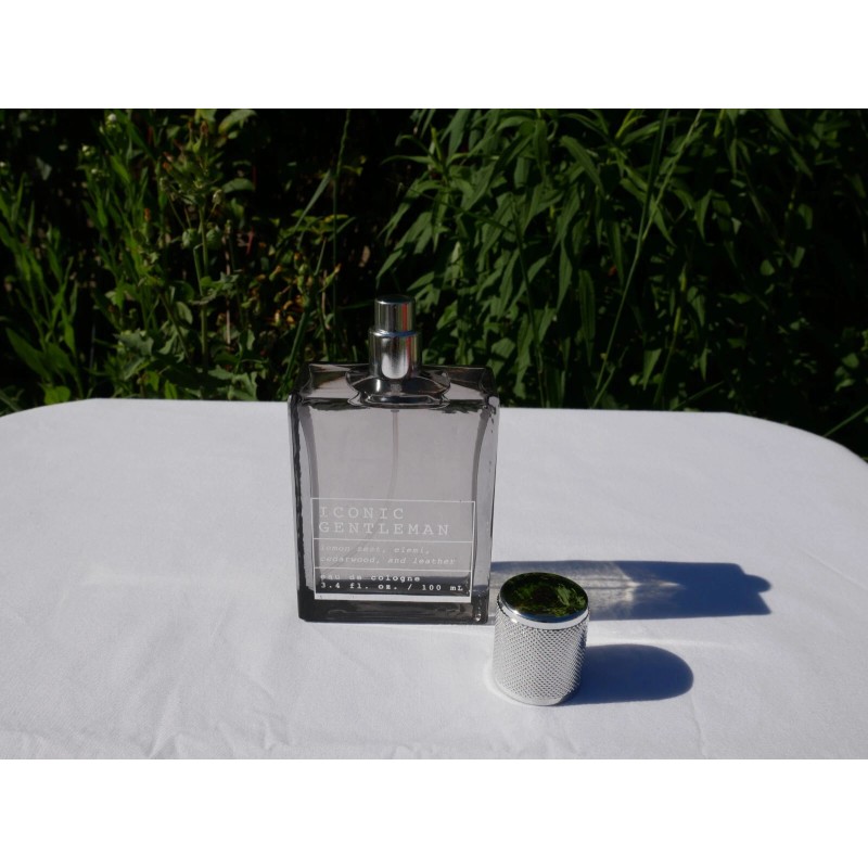 Tru Fragrance Iconic Gentleman 3.4 oz. Eau De Cologne