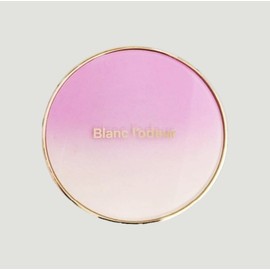 Blanc Loader [Main product] Blanc Lauder Fantasy Glow Skin Cushion Original product Jeong Seong-kyung Cushion I have read the notice and agree to its use. / [본사본품]블랑로더 판타지 글로우 스킨 쿠션 본품 정서경쿠션 공지사항을 확인하였으며 활용에 동의합니다