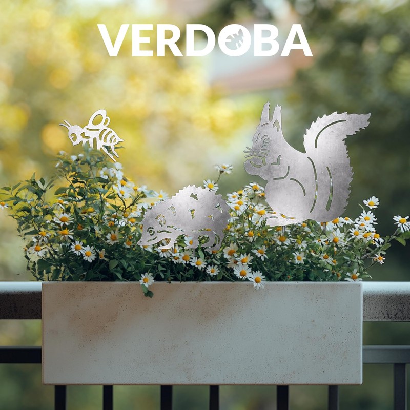 VERDOBA Meerkat Garden Decoration in Silver - Meerkat Figurine Set