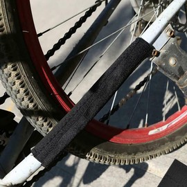 4Pcs Bike Chain Protector Cycling Bicycle Frame Chain Sticker Black Gear Chainstay Protector Bike Chain Protective Guard Pad Cover for Mountain Bike