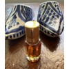 Pure SANDALWOOD AMBER ARABIAN OUDH PURE OIL AND VERY THICK