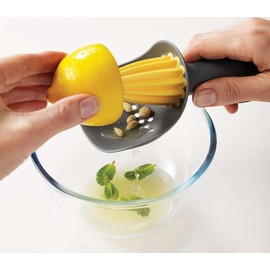 Joseph Joseph Catcher Citrus Reamer with Pip-catching Cup - Grey/Yellow
