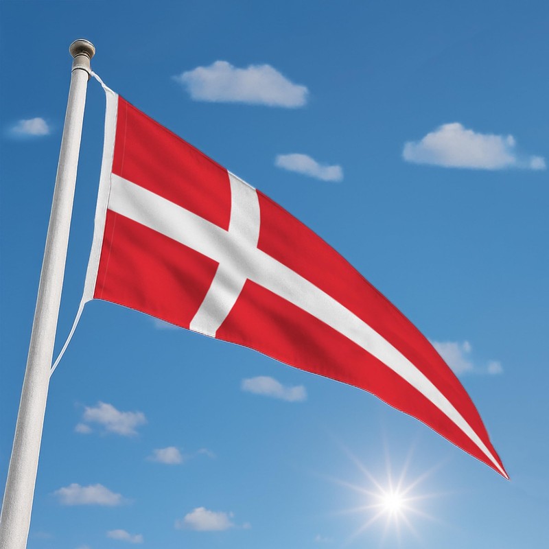FLAGLY Premium Long Bunting Denmark 115 g/m² Fabric Weight, Robust