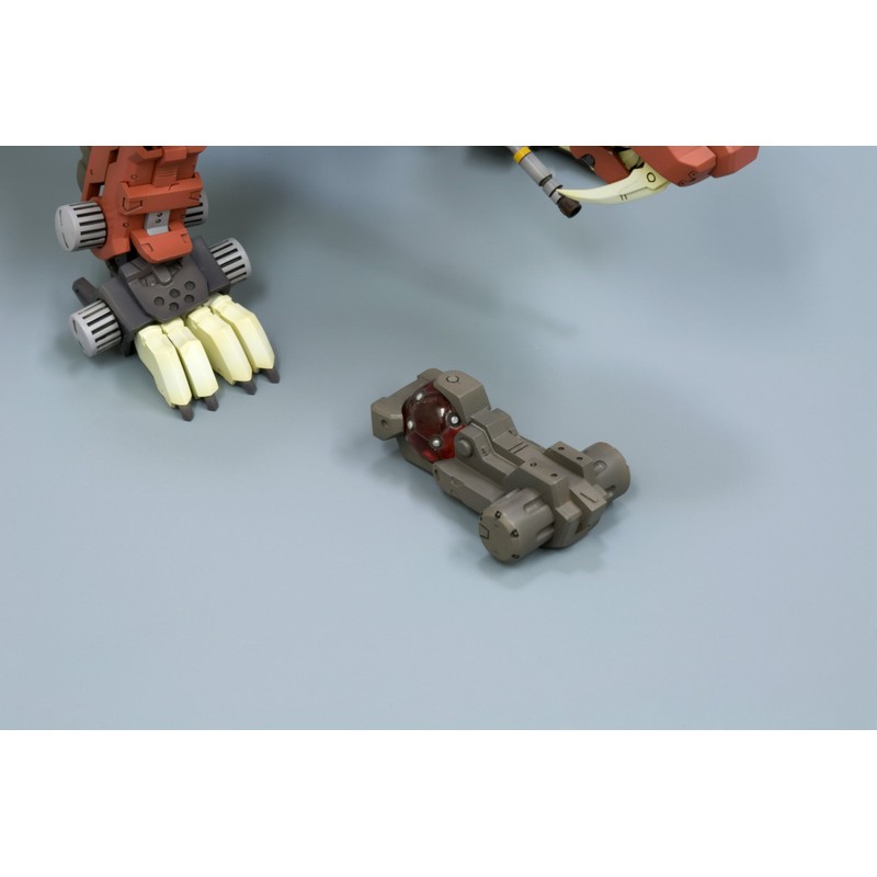 Zoids HMM-006 Saber Tiger 1/72 Scale