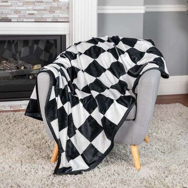 Outrageously Soft Checkered Throw Blanket – 50 inches x 70