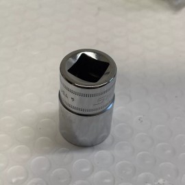 Snap-on Tools USA NEW 1/2" Drive 17mm Metric Shallow 6 Point Chrome Socket TWM17