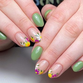 Short Press on Nails Oval Fake Nails with Floral Designs Green Nails Press ons Glossy Glue on Nails Summer Acrylic Nails Spring False Nails Nude Stick on Nails for Women 24Pcs