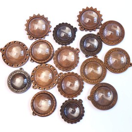 Dahi Pendants with Glass Cabochons, Retro Glass Domes, Jewellery-Making Kit for DIY, Medallions, Necklaces, Gifts, Souvenirs etc.