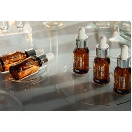 [1+1] Innovation Concept 20% Pure Vitamin C E Ferulic Acid Ultimate Serum / [1+1] 혁신개념 20% 순수 비타민C E 페룰릭 애씨드 얼티밋 세럼