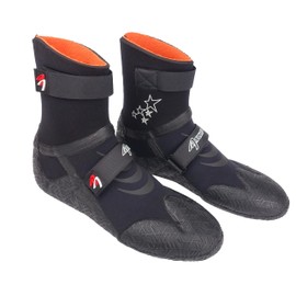 Ascan Star Thermo 6 mm. Extremely comfortable and warm neoprene shoe with thermospan lining and very flexible CR sole. Waterproof and reinforced seams, black