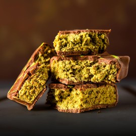 Granada Dubai Chocolate Kunafa Pistachio (The Original), 6oz - 170 grams - Imported from DUBAI UAE, Ideal Gift for all Occasions, 100% Original Taste!